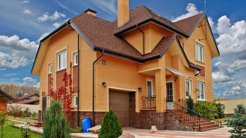 Строительство домов из кирпича: надежность и прочность для вашего жилья
