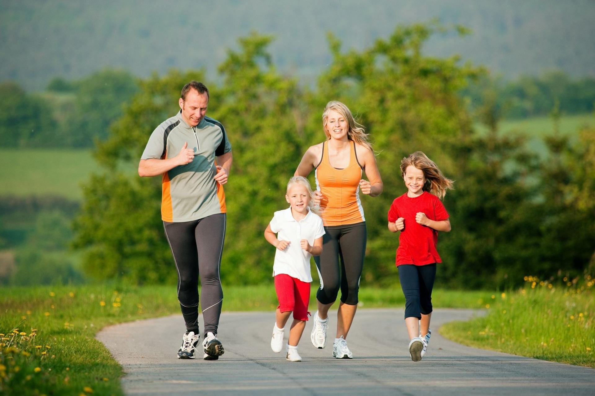 Польза физической активности для здоровья: как спорт и тренировки влияют на организм