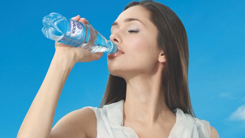 Сколько пить воды в день: рекомендации и советы